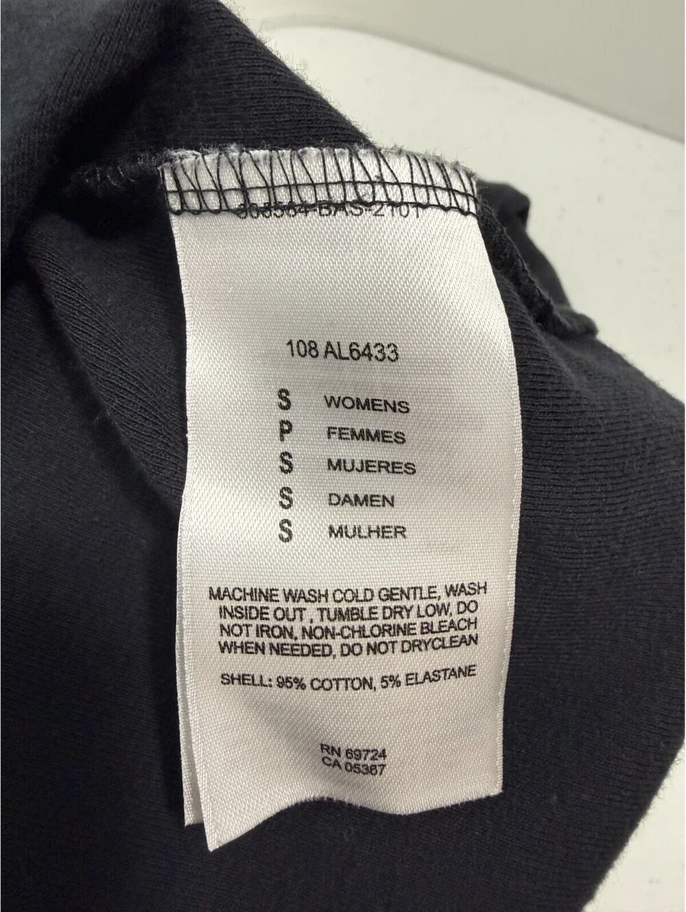 Columbia Womens Small Black Tank Top Shirt with 3 Snap Buttons V-Neck